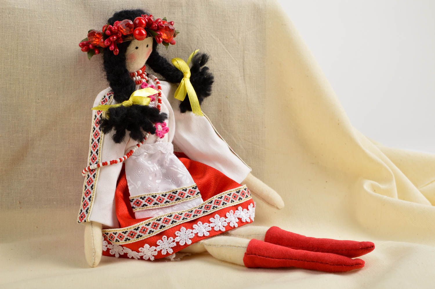 Кукла из ткани кукла ручной работы мягкая кукла в национальном костюме фото 1