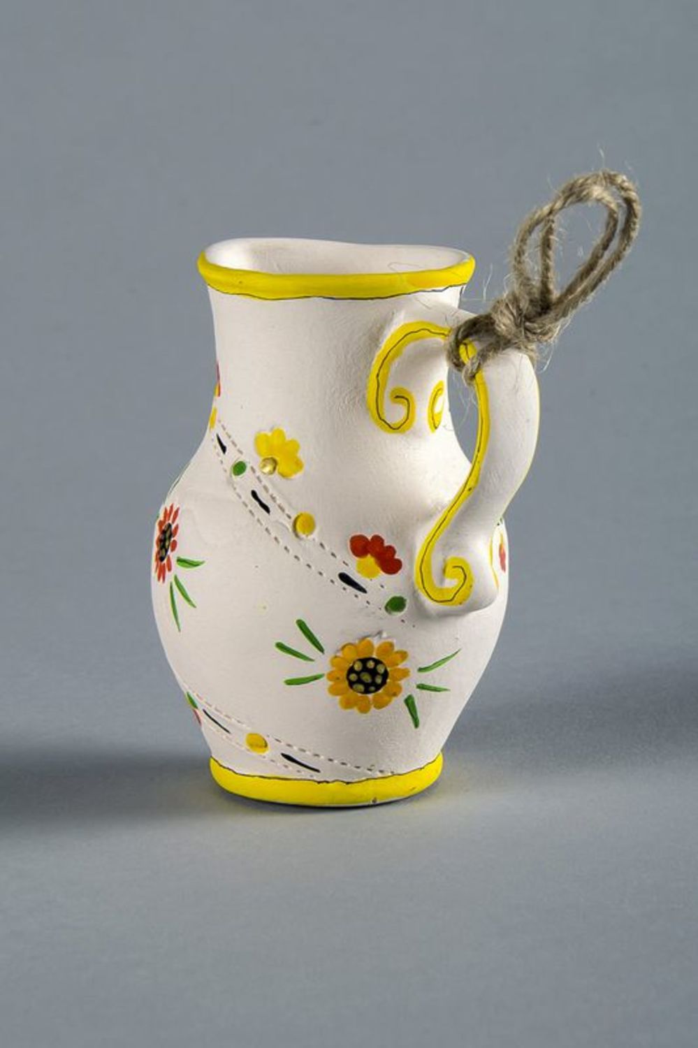 3,5 inches jug on the rope in white and yellow colors for décor 0,21 lb photo 1
