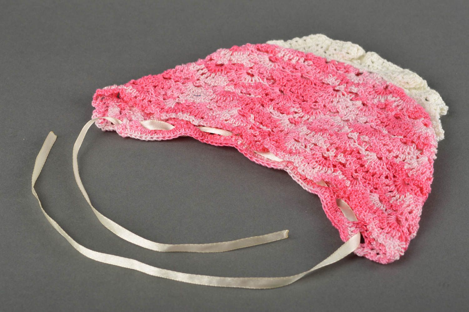 Bonnet d'été fait main Chapeau tricot rose léger design Vêtement enfant photo 3