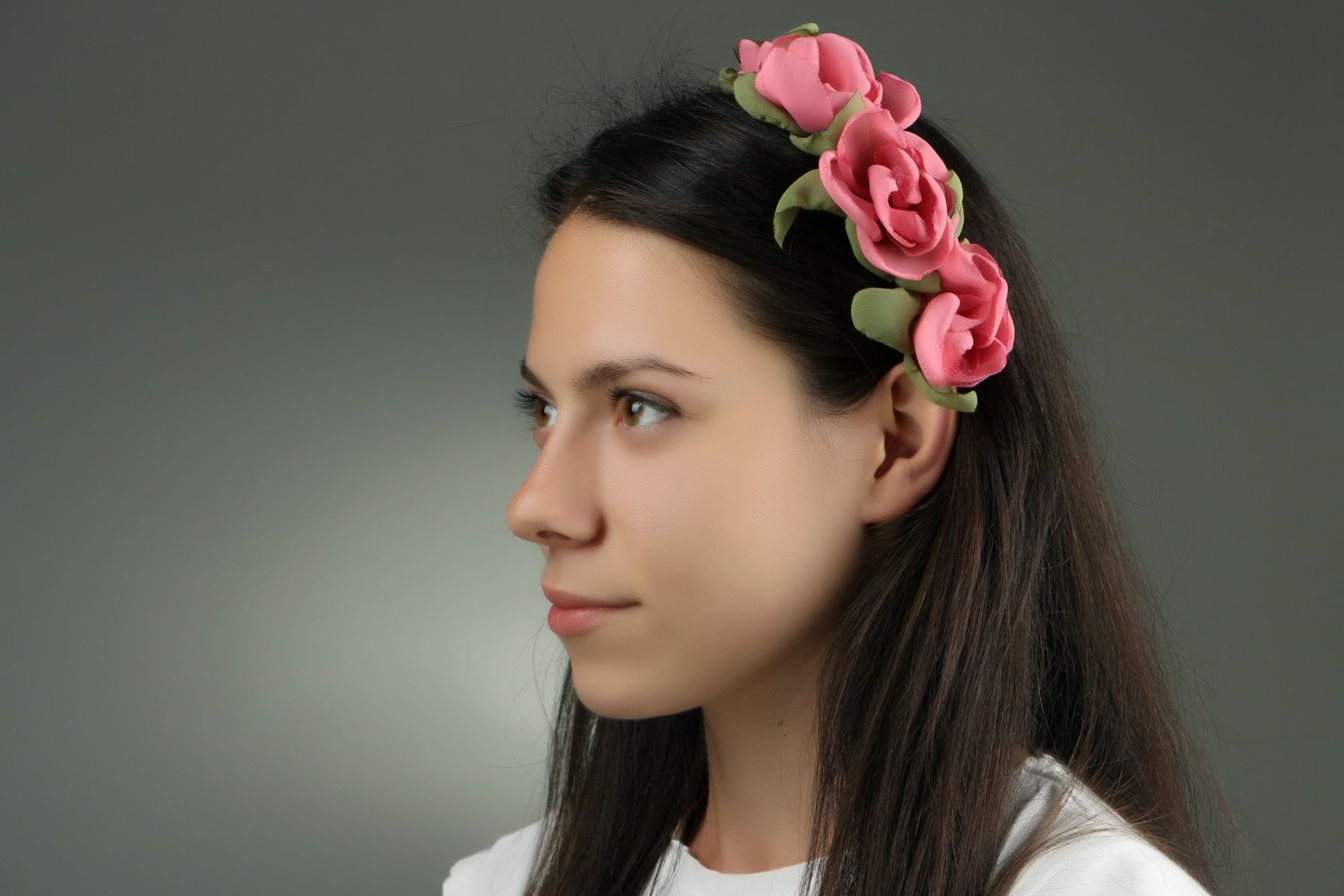 Headband with flowers photo 5