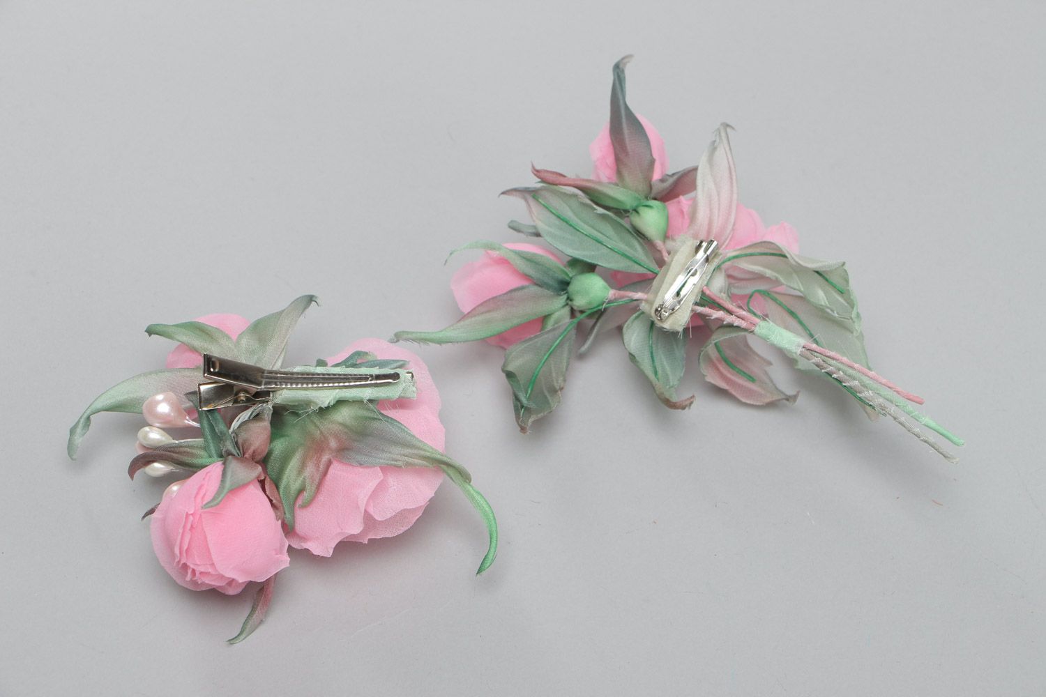 Broche con forma de rosa y pinza para el pelo conjunto de 2 piezas hechos a mano foto 4