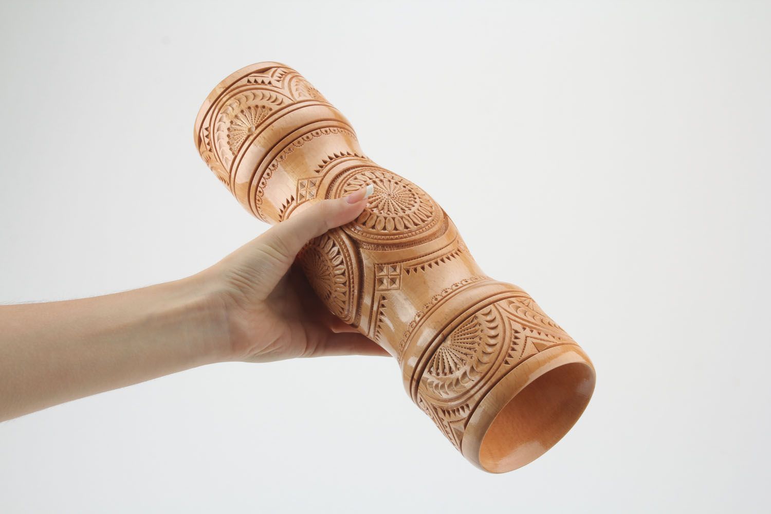 Vaso esculpido de madeira foto 3
