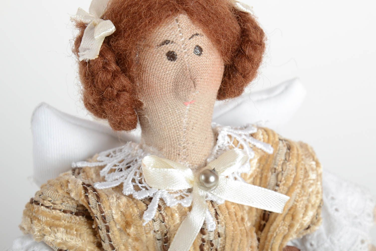 Авторская тканевая кукла статуэтка для декора дома Хозайка ручной работы фото 3