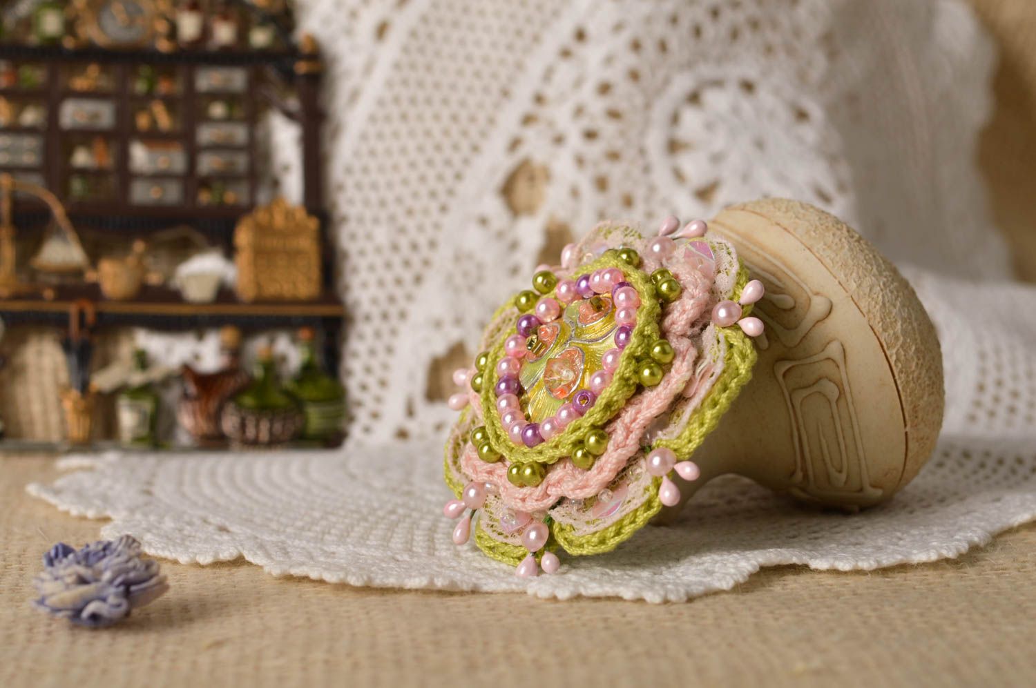 Broche pinza tejido artesanal bisutería de mujer accesorio para ropa y pelo  foto 1