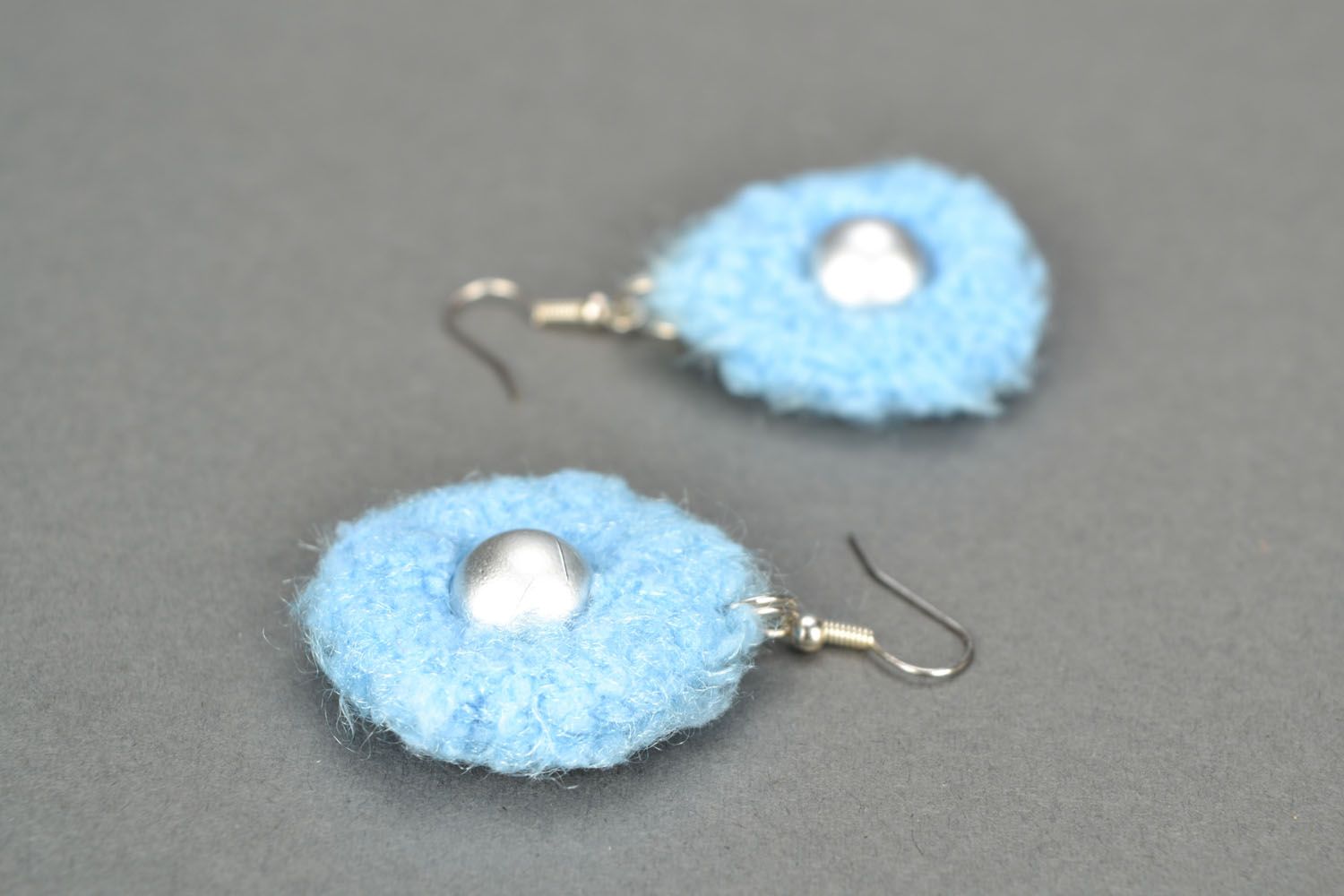 Round crocheted earrings photo 1