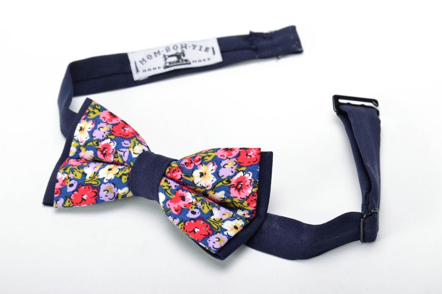 Blue bow tie with floral print photo 3