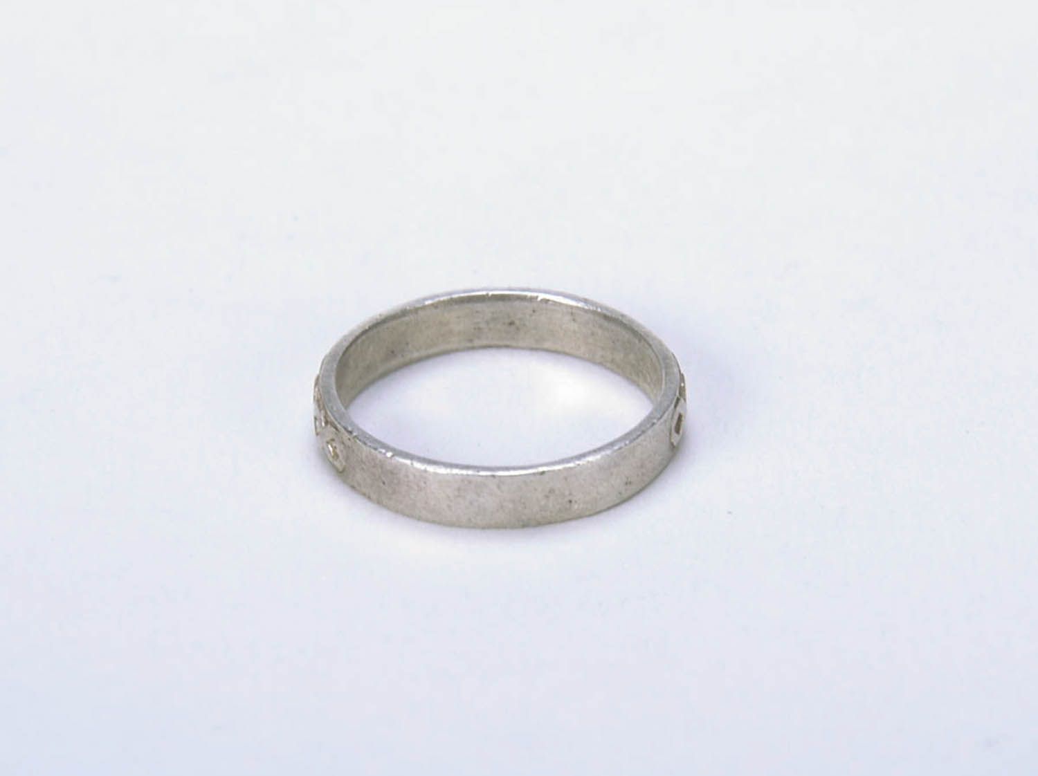 Silver ring with ornament photo 2