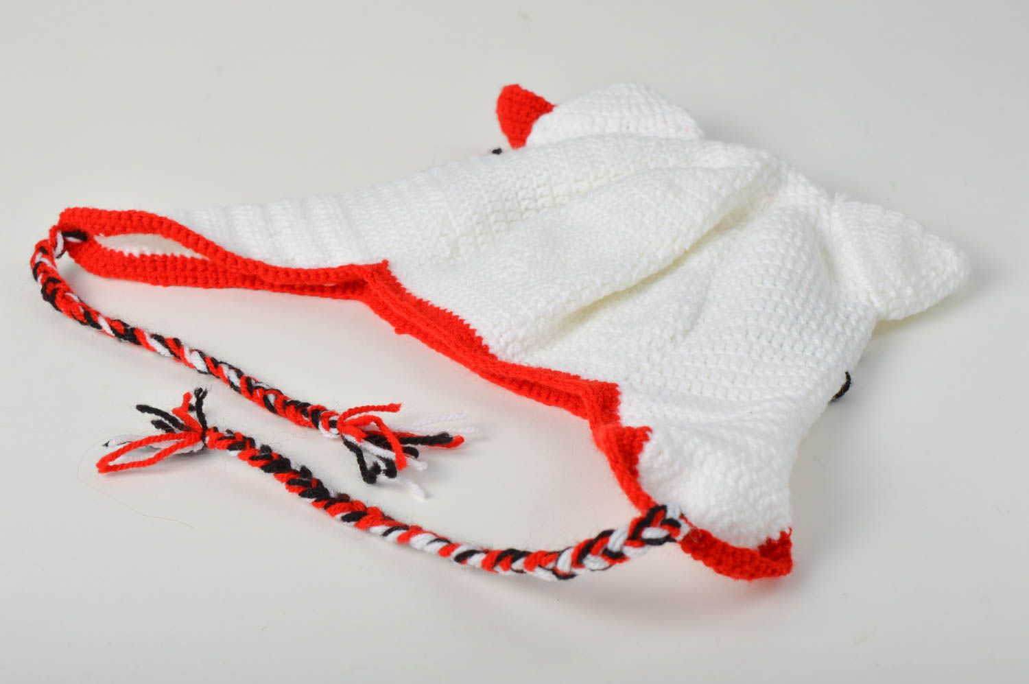 Gehäkelte Kindermütze handmade modisches Accessoire Mütze Katze weiß rot foto 4