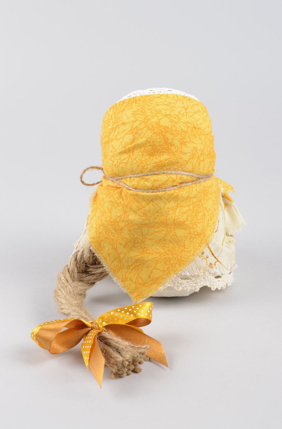 Muñeca de trapo protectora con pañuelo decoración de hogar regalo original foto 4