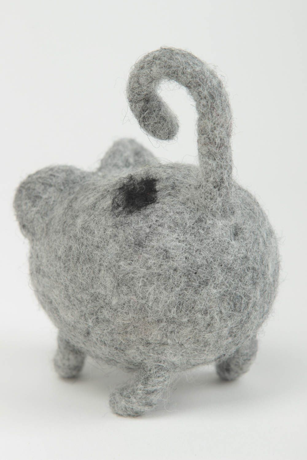 Валяная игрушка ручной работы игрушка кот серый игрушка из шерсти красивая  фото 6