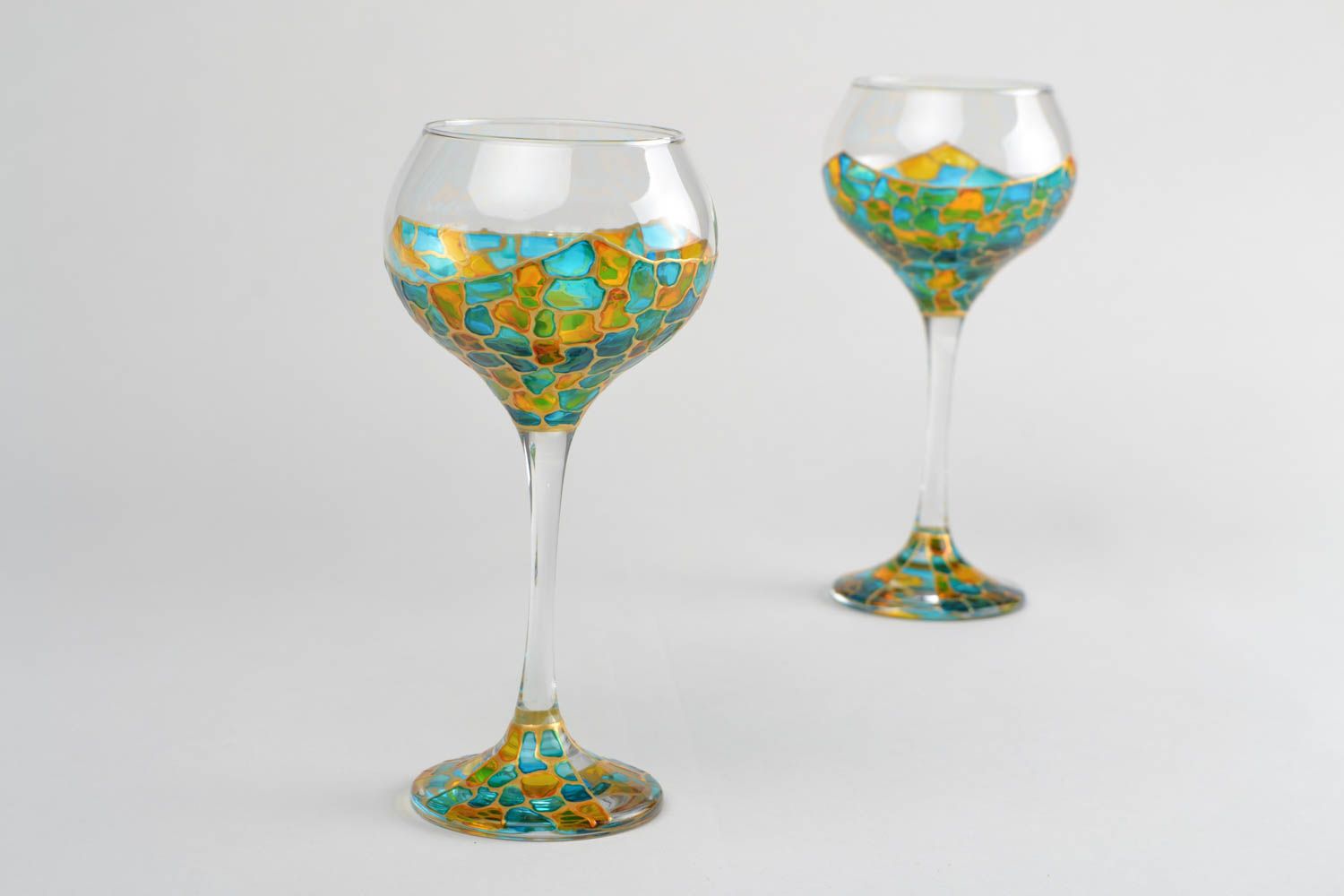 Handgemachte Weingläser aus Glas mit Vitrage Farben Bemalung 2 Stück bunt schön foto 5