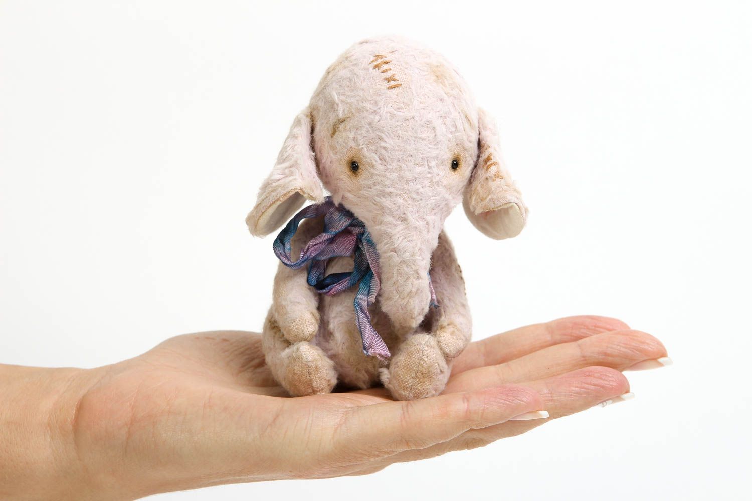 Игрушка ручной работы игрушка слоник из вискозы для дома декор для детской фото 5
