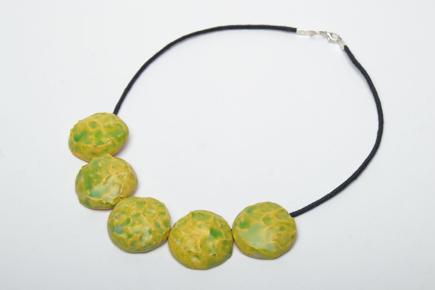 Handmade designer gentle green clay necklace photo 2