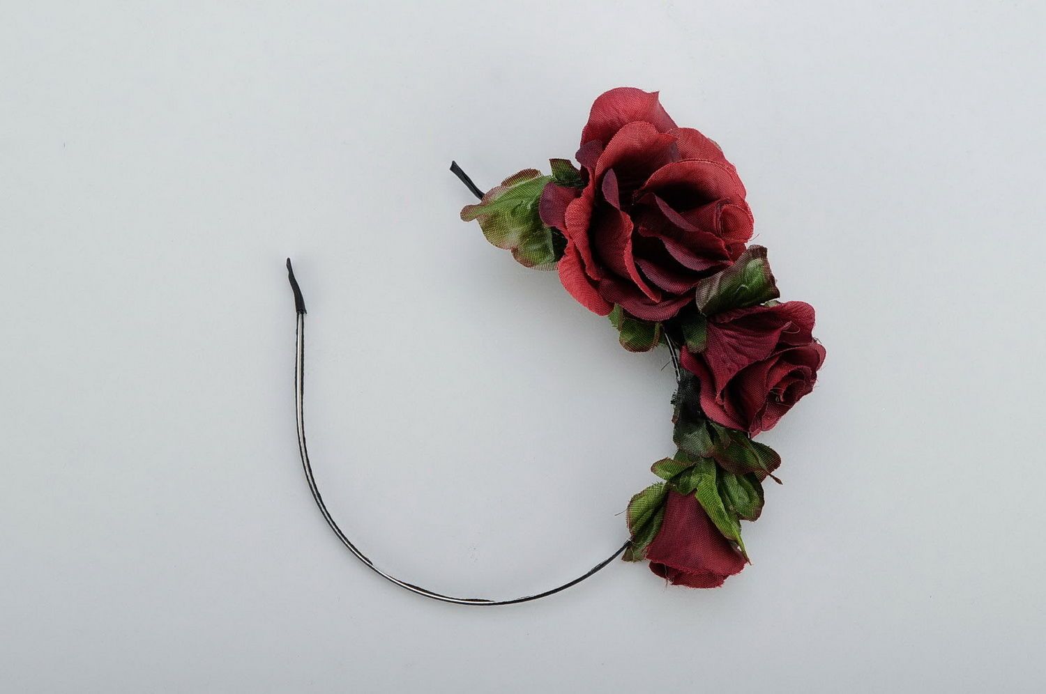 Headband with roses photo 3