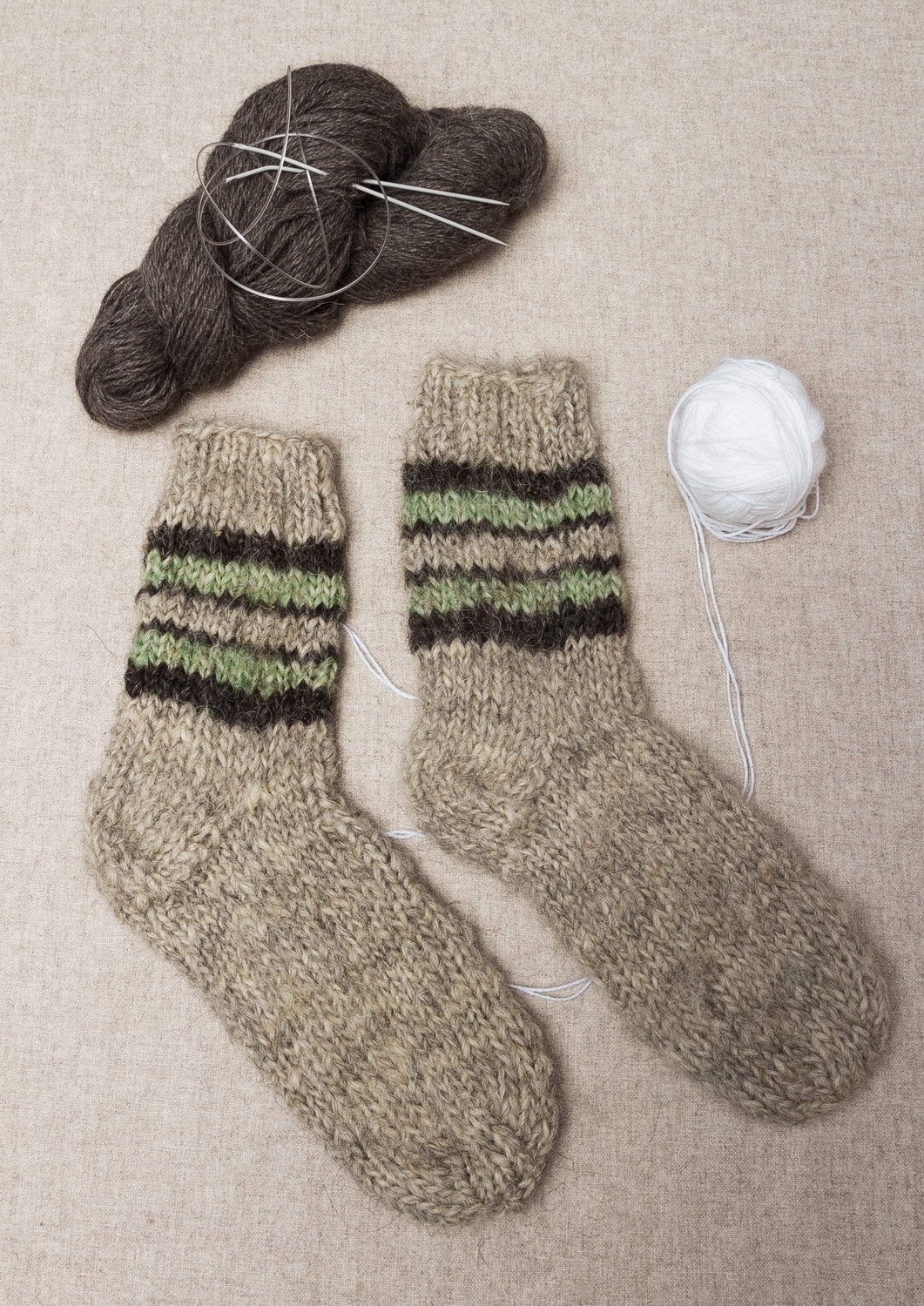 Women's woolen socks photo 2