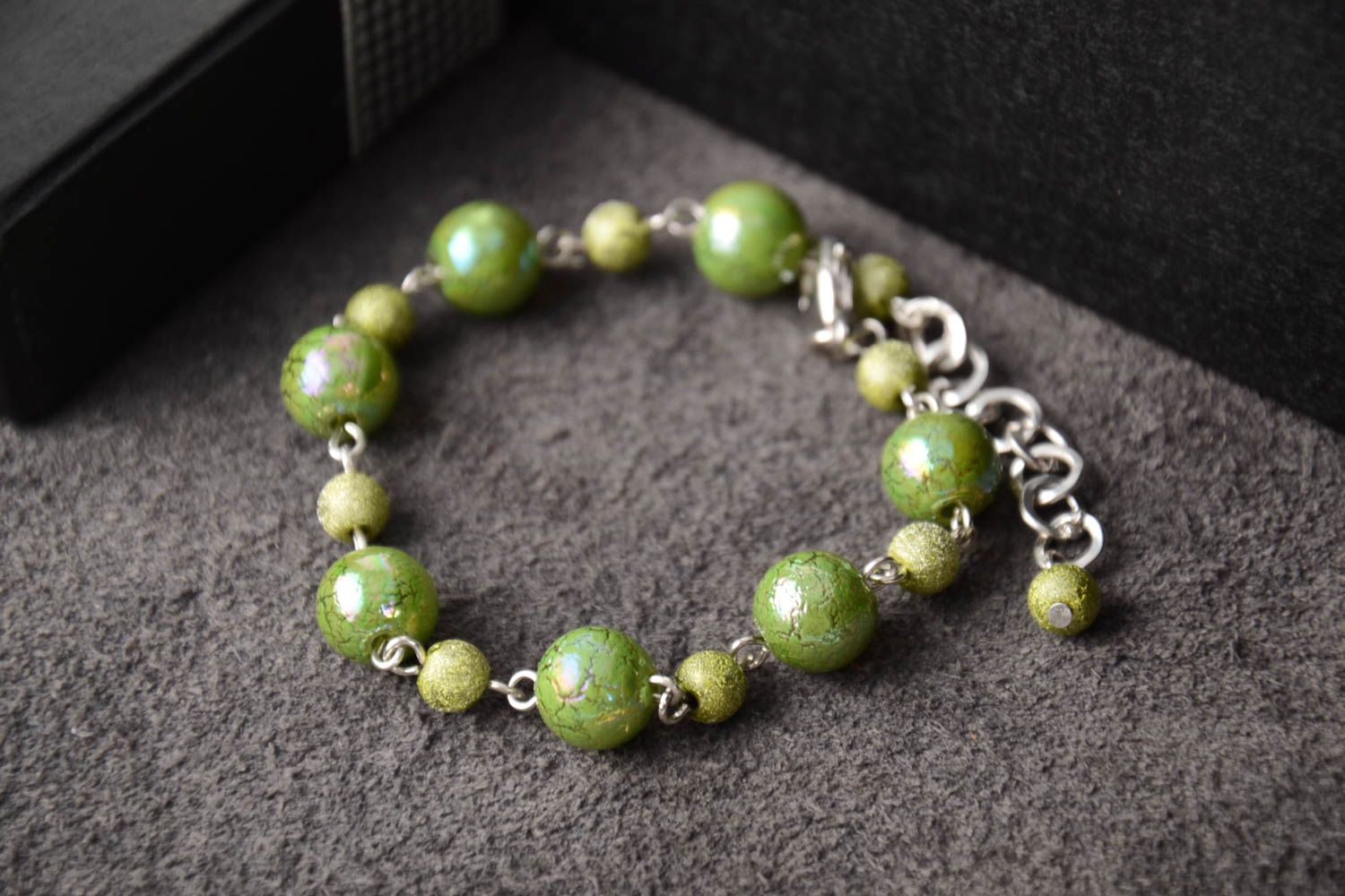 Pulsera de moda artesanal de color verde brazalete para mujer regalo original foto 1
