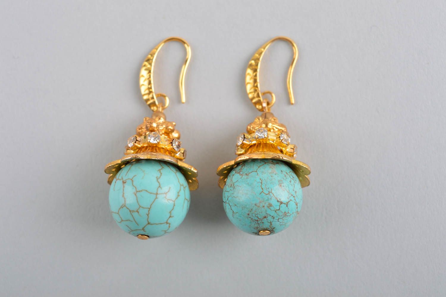 Boucles d'oreilles turquoise Bijou fait main pendantes design Cadeau femme photo 3