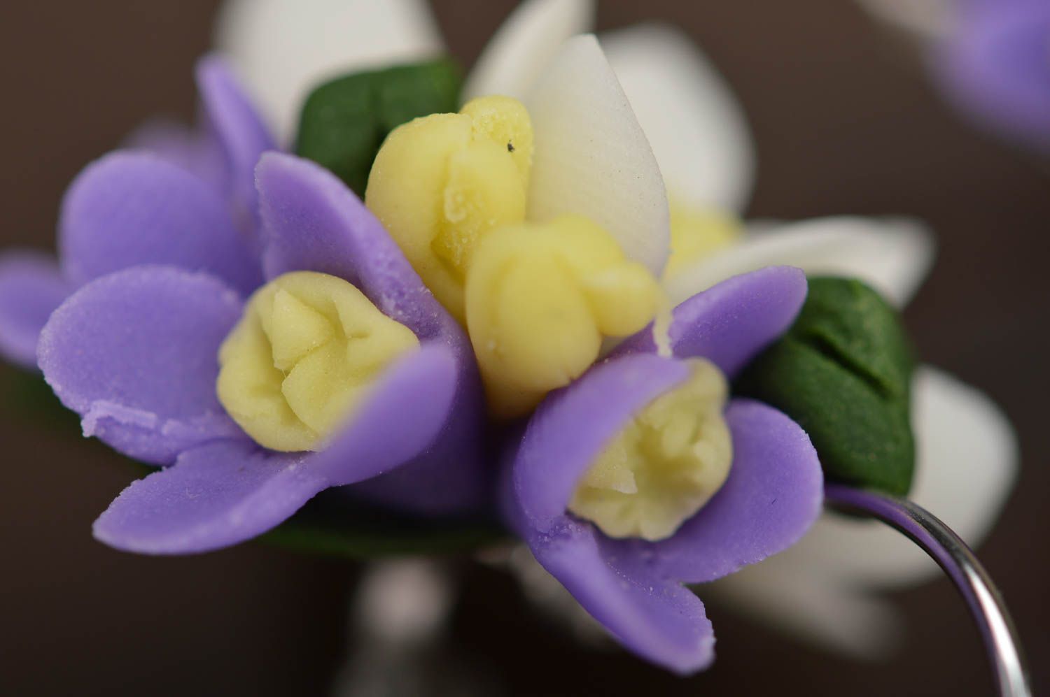 Blumen Ohrringe aus Polymerton künstlerisch schön grell auffallend handgefertigt foto 4