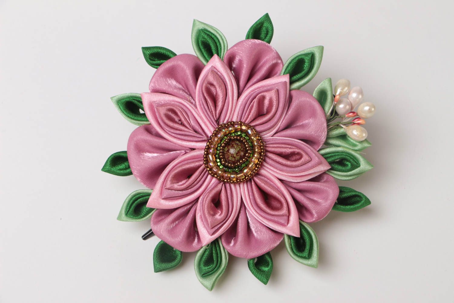 Blume Haarspange aus Atlas in Kanzashi Technik Designer Handarbeit schön toll foto 2