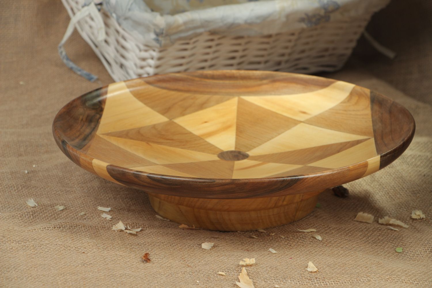 Flat wooden plate for bread and fruit photo 5