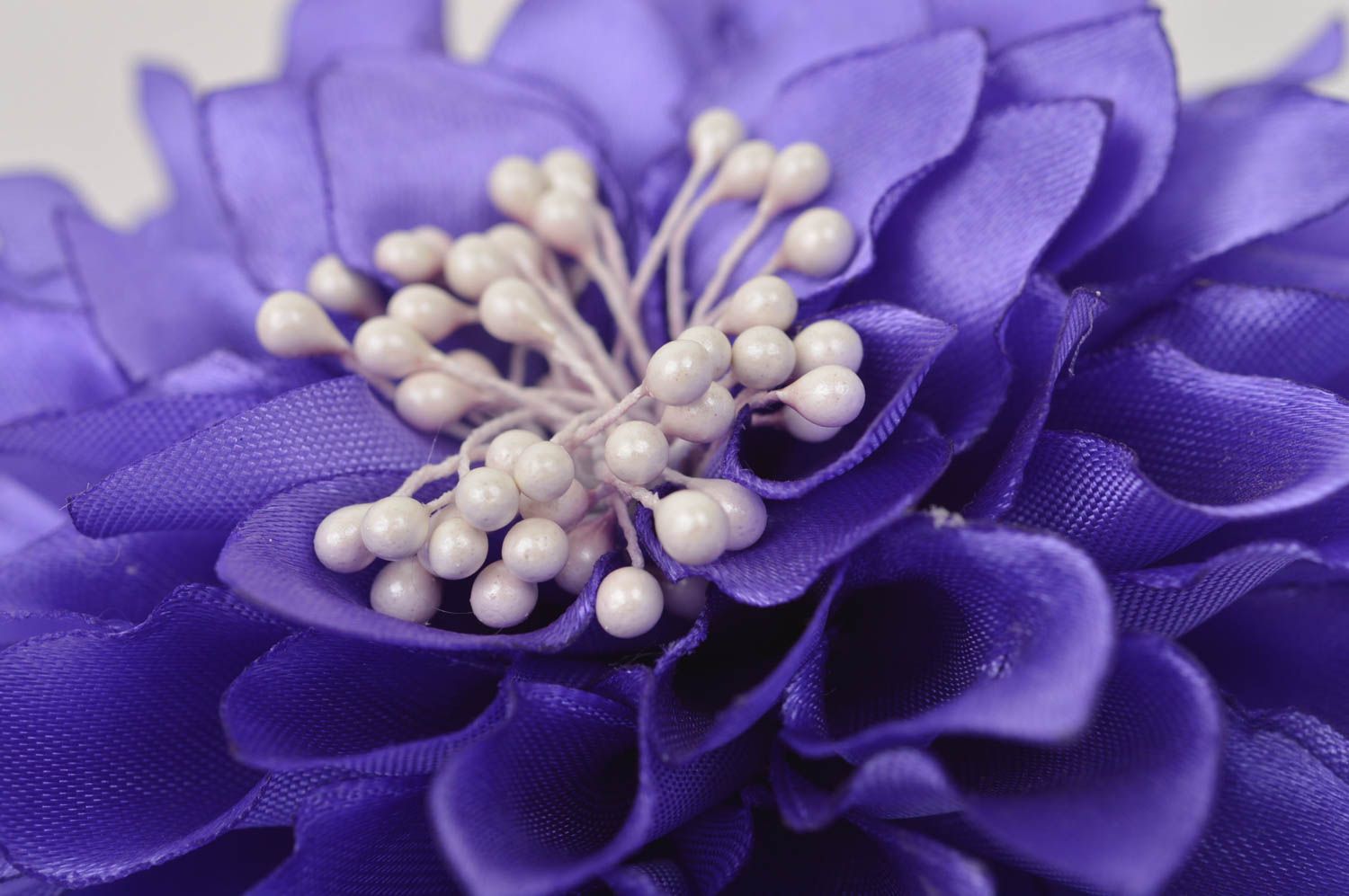 Broche Barrette fleur violette faite main grande tissu de satin Cadeau femme photo 2