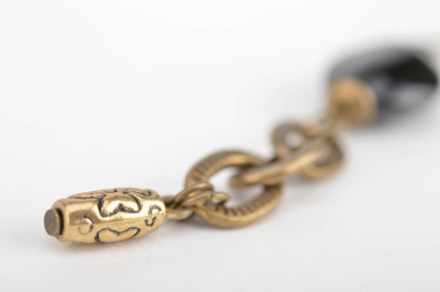 Handmade long bronze colored metal chain dangle earrings with black beads photo 4