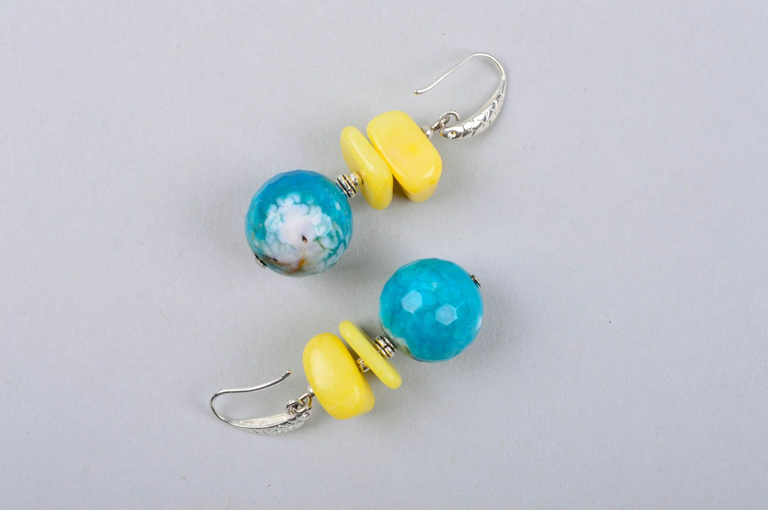 Hand crafted earrings natural stones pendants bright fashion accessory  photo 5