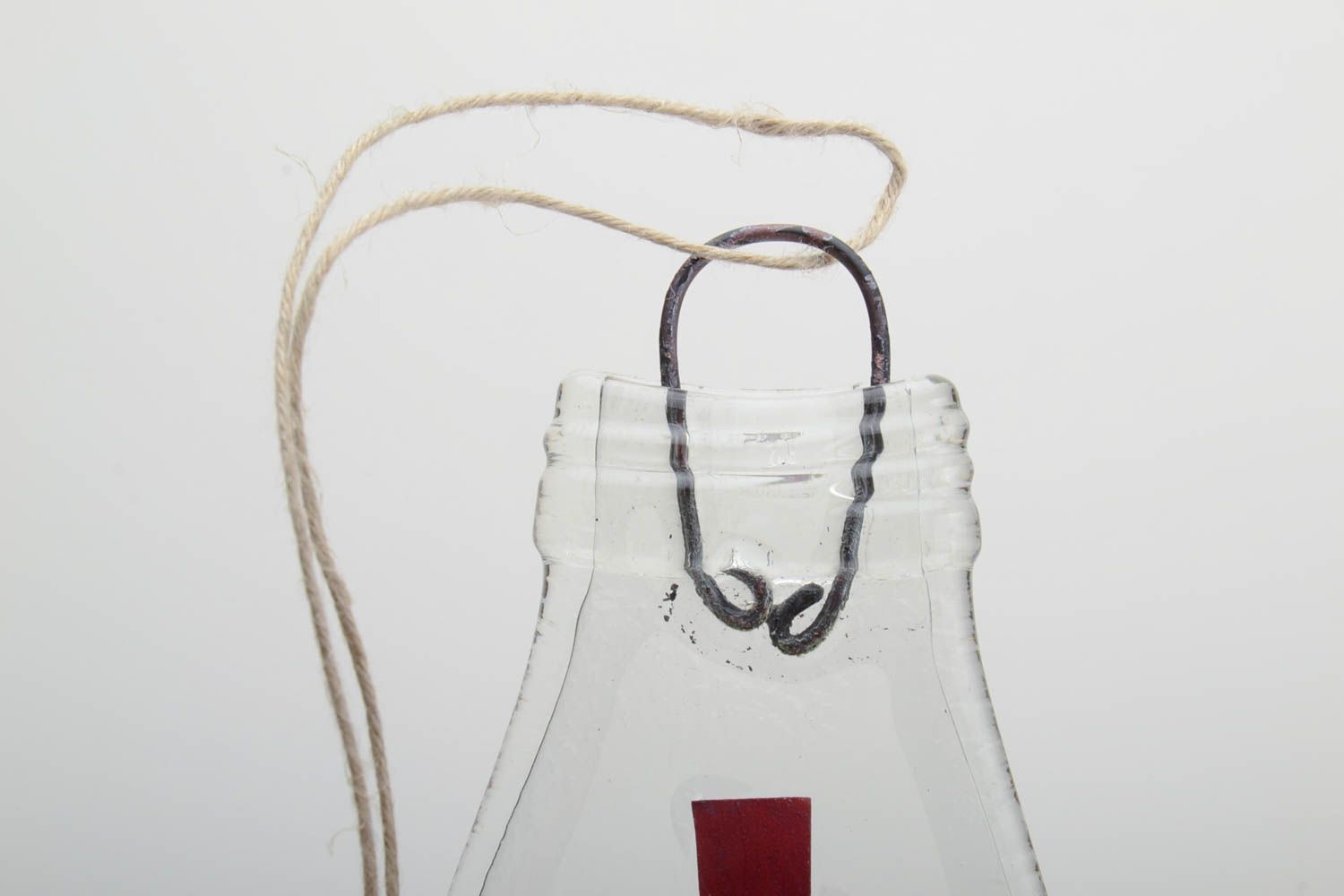 Déco à suspendre en verre fusing originale faite main en forme de bocal photo 4