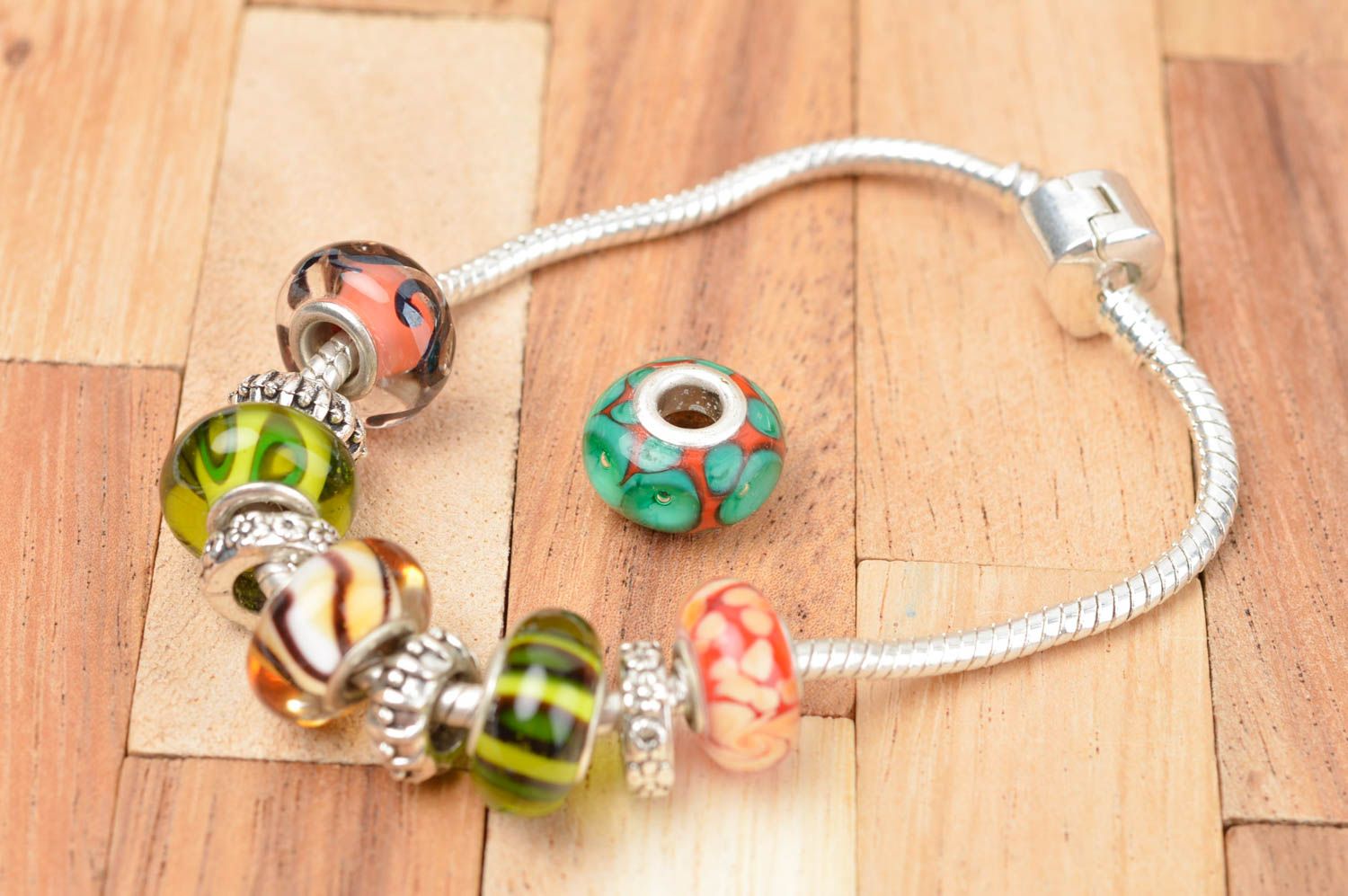 Stylish handmade glass bead fashion accessories art and craft supplies photo 4