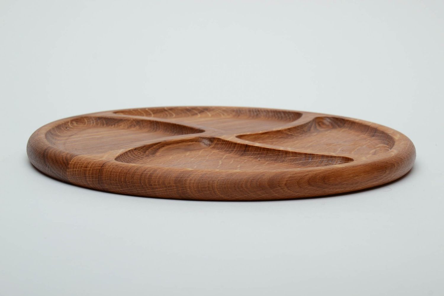 Wooden compartmental dish with 4 departments covered with linseed oil photo 2