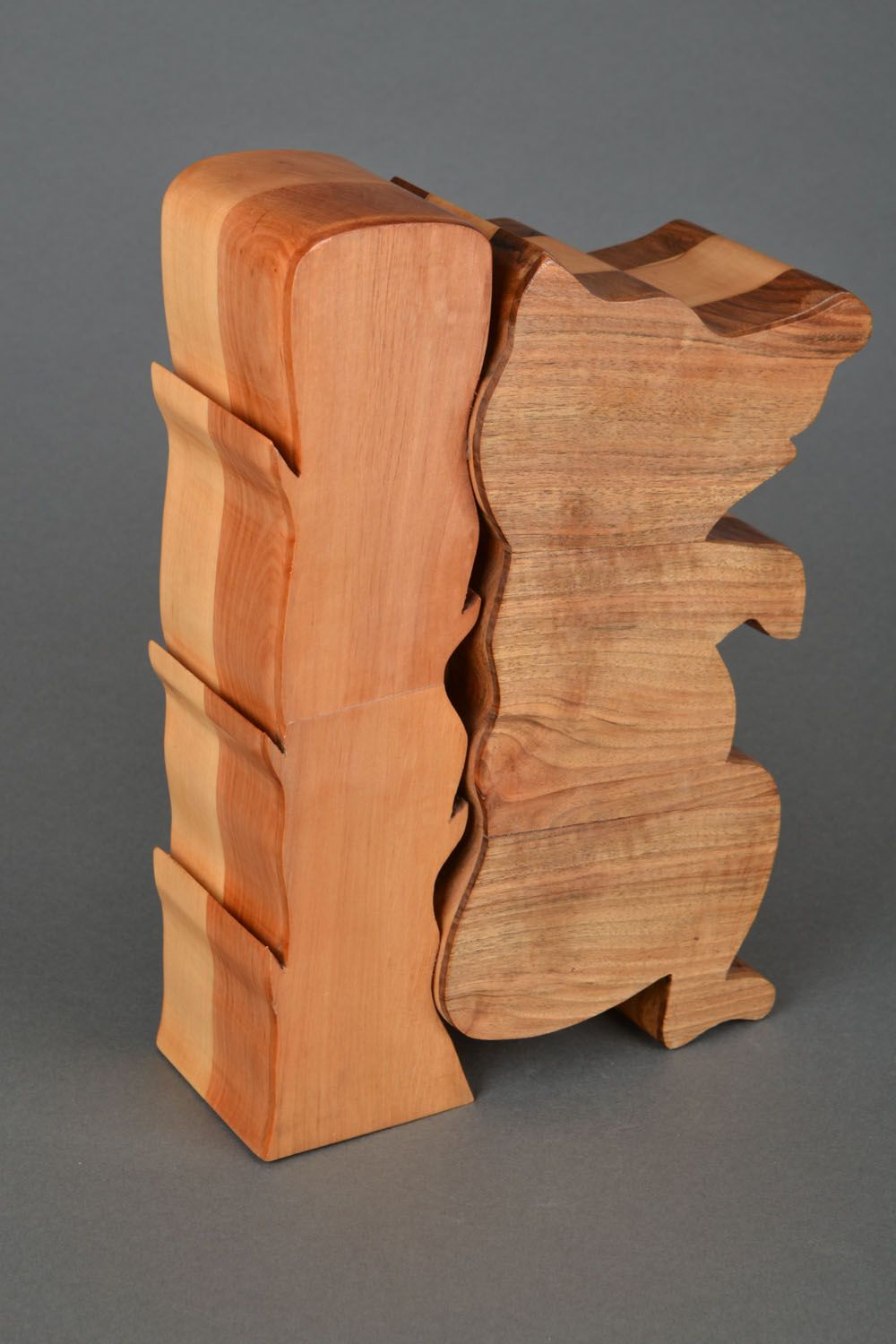 Деревянная шкатулка-шкаф на шесть отделений фото 5