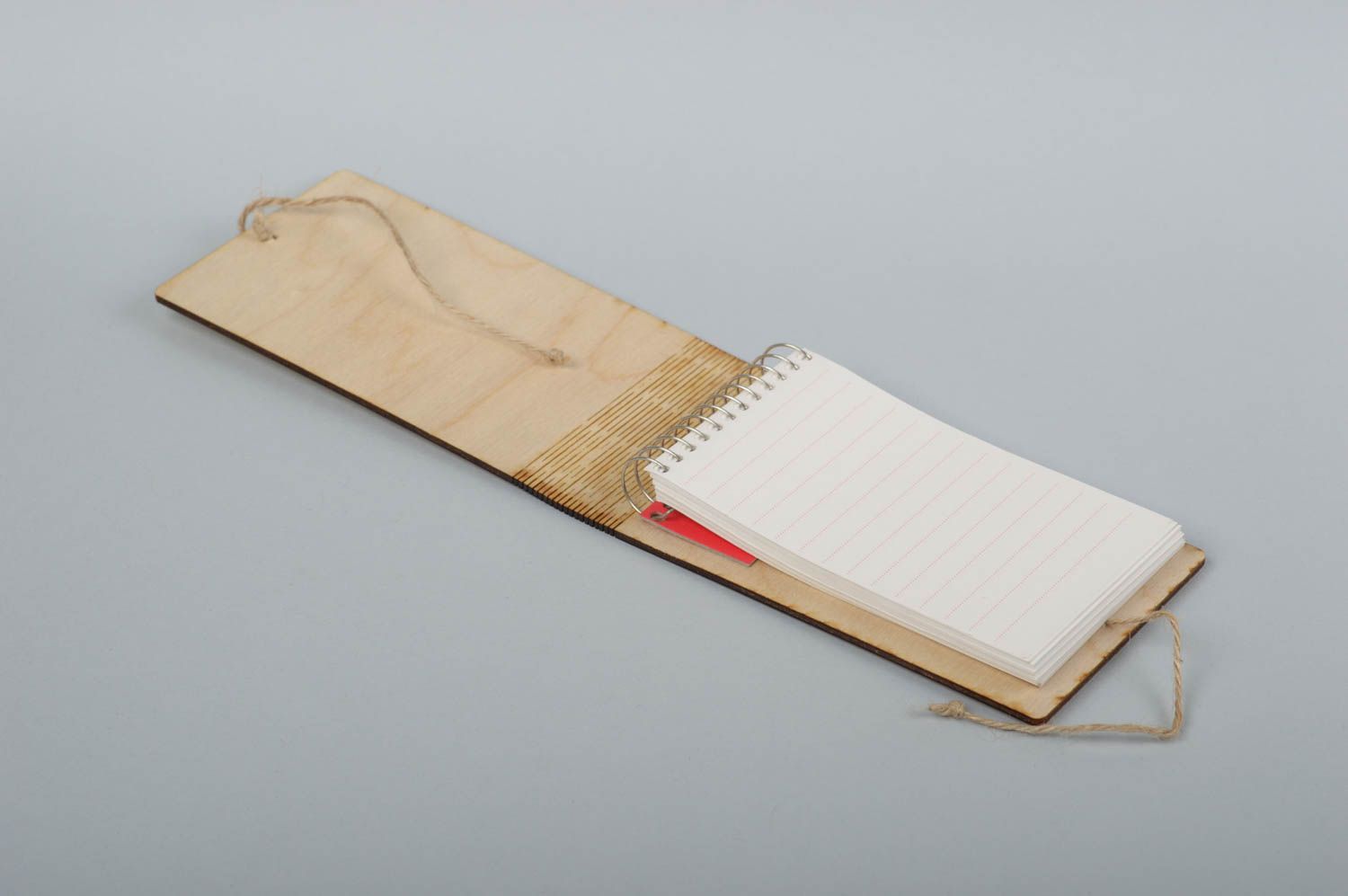 Carnet fait main Bloc-notes original couverture en bois avec coeurs Cadeau femme photo 2
