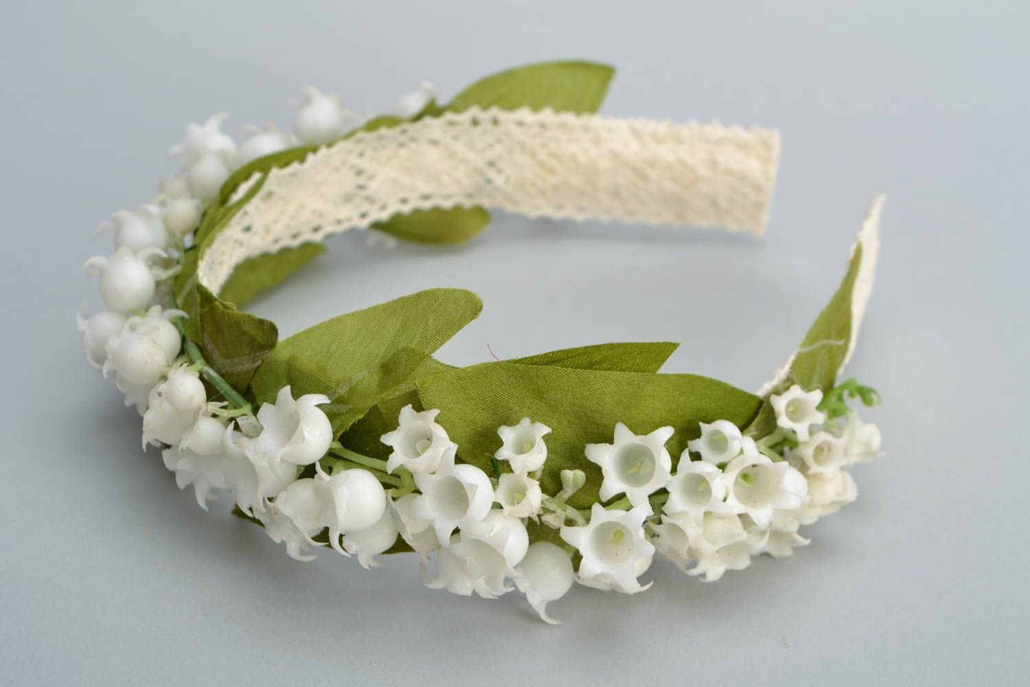 Serre-tête avec fleurs blanches artificielles fait main original Campanules  photo 3