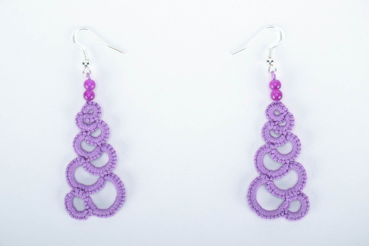 Lilac earrings made from woven lace photo 1