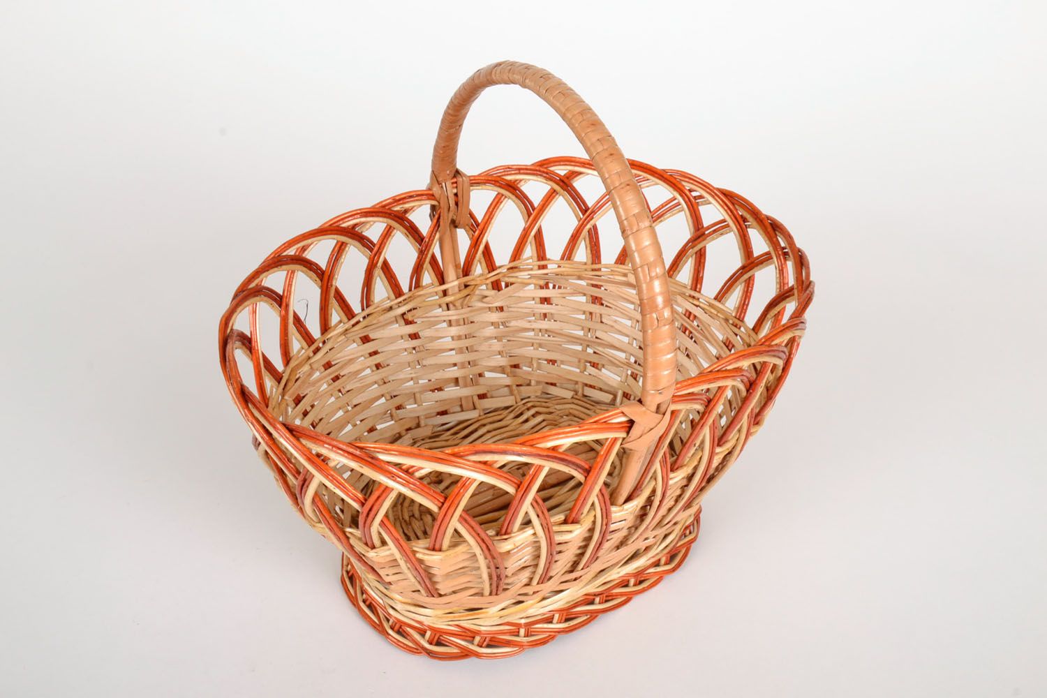Handmade woven basket photo 4