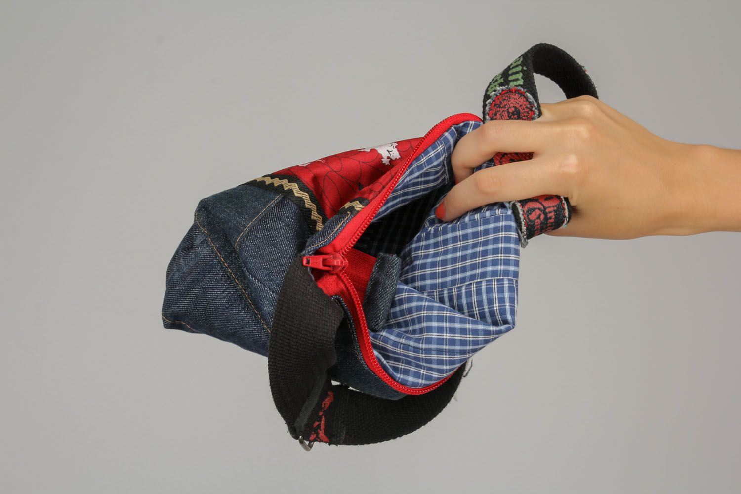 Borsa in jeans fatta a mano borsetta originale accessorio bello da donna   foto 5