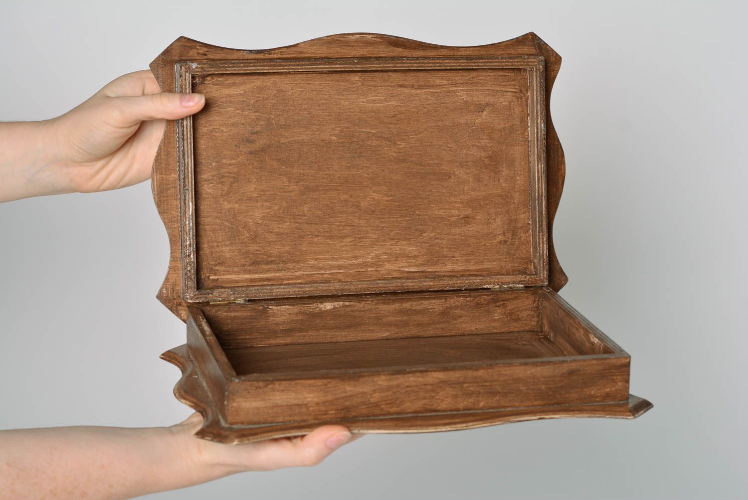 Boîte à bijoux avec dessin faite main rectangulaire en bois cadeau original photo 4