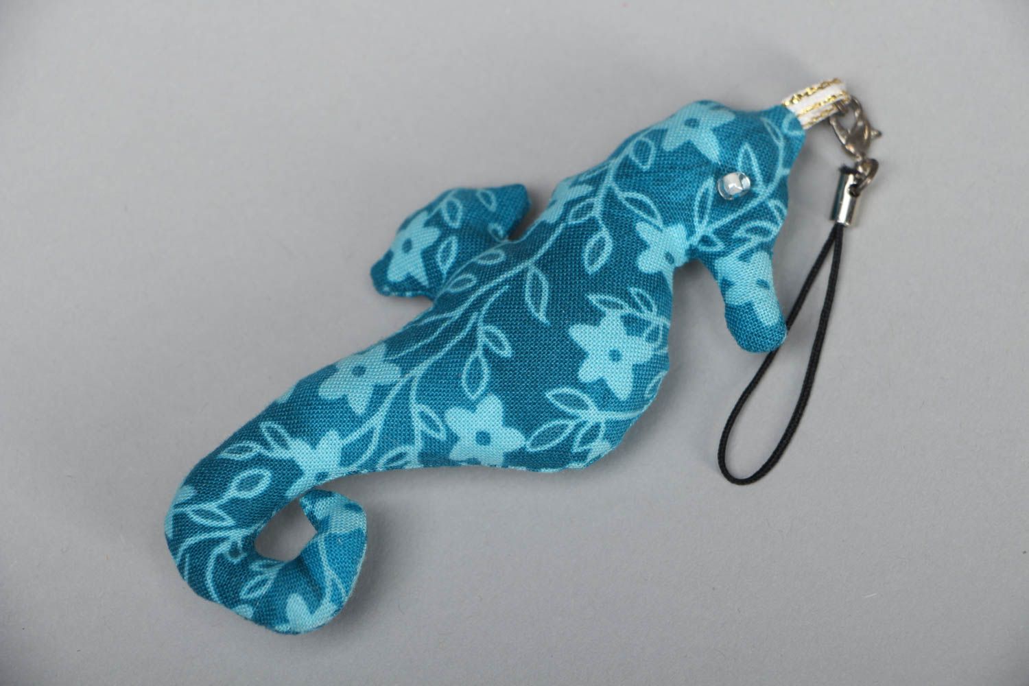Мягкий брелок для ключей морской конек голубой фото 1