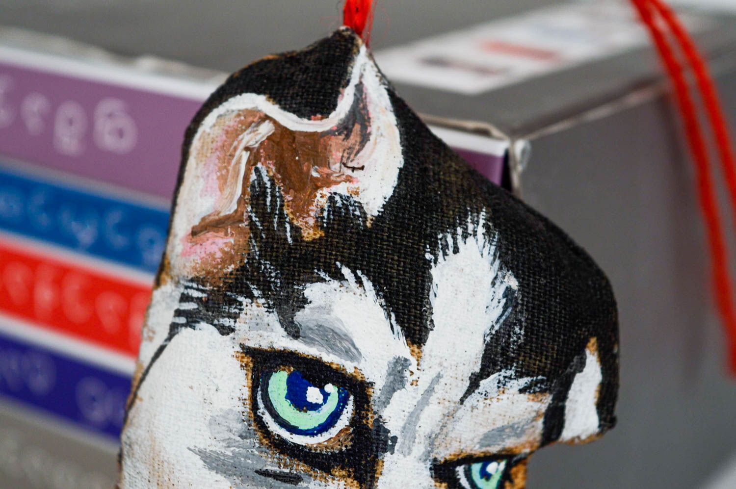Мягкая игрушка собака хаски ручной работы тканевая с петелькой ароматизированная фото 2