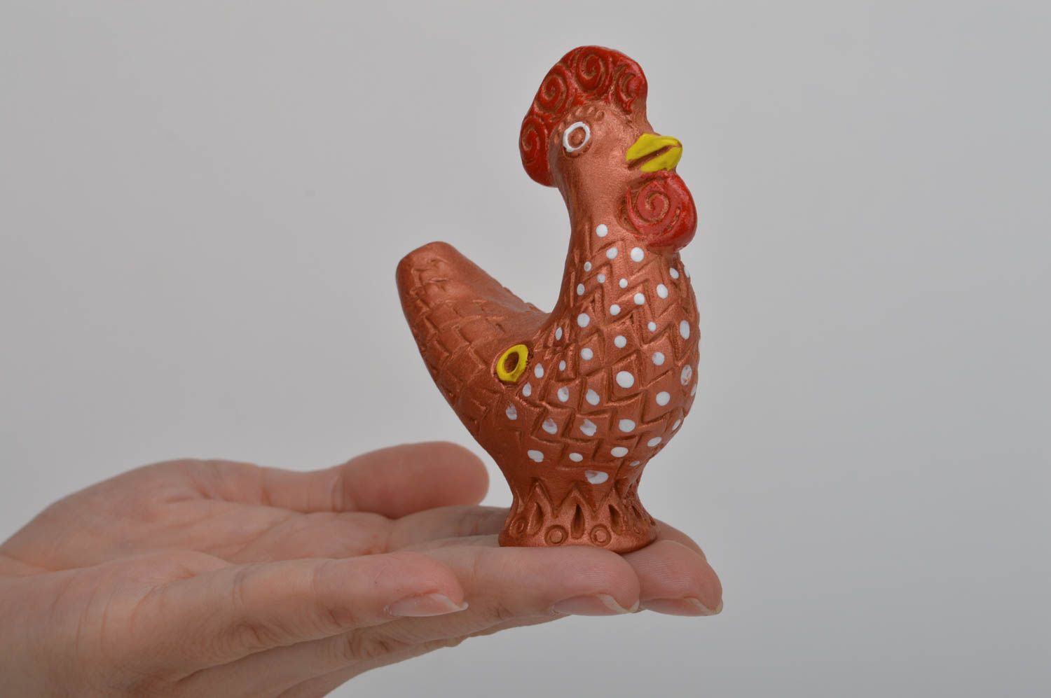 Расписная глиняная игрушка свистулька покрытая глазурью ручной работы Петушок  фото 3