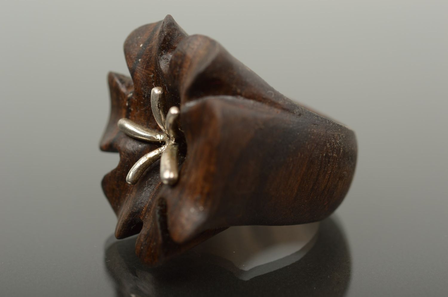 Кольцо из дерева украшение ручной работы с металлом изделие из дерева женское фото 4