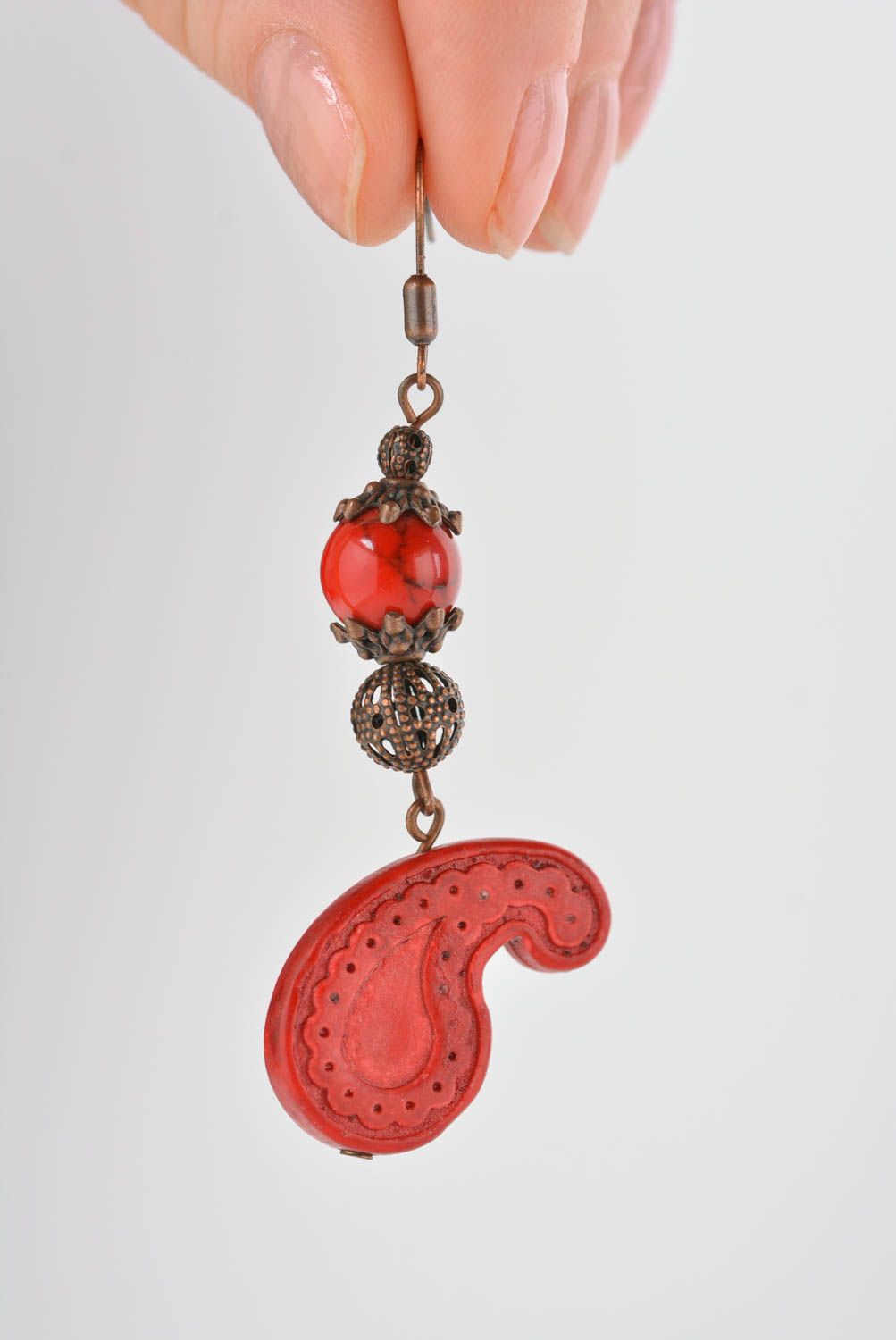 Boucles d'oreilles en corail Bijou fait main rouges pendantes Cadeau pour femme photo 3