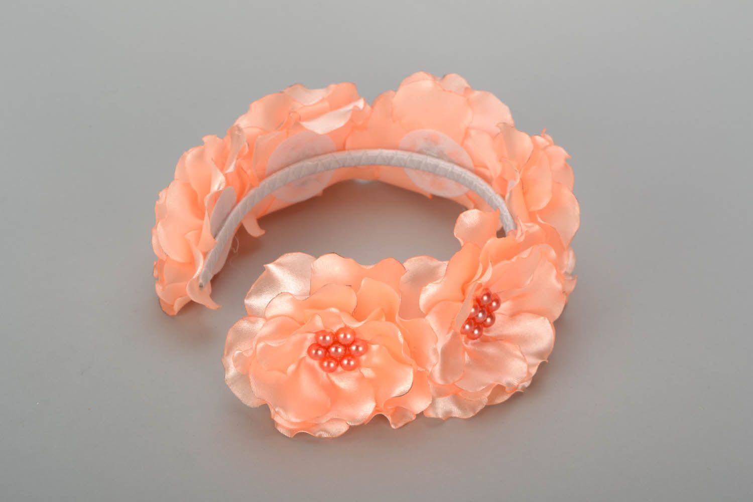 Hair band with flowers  photo 4