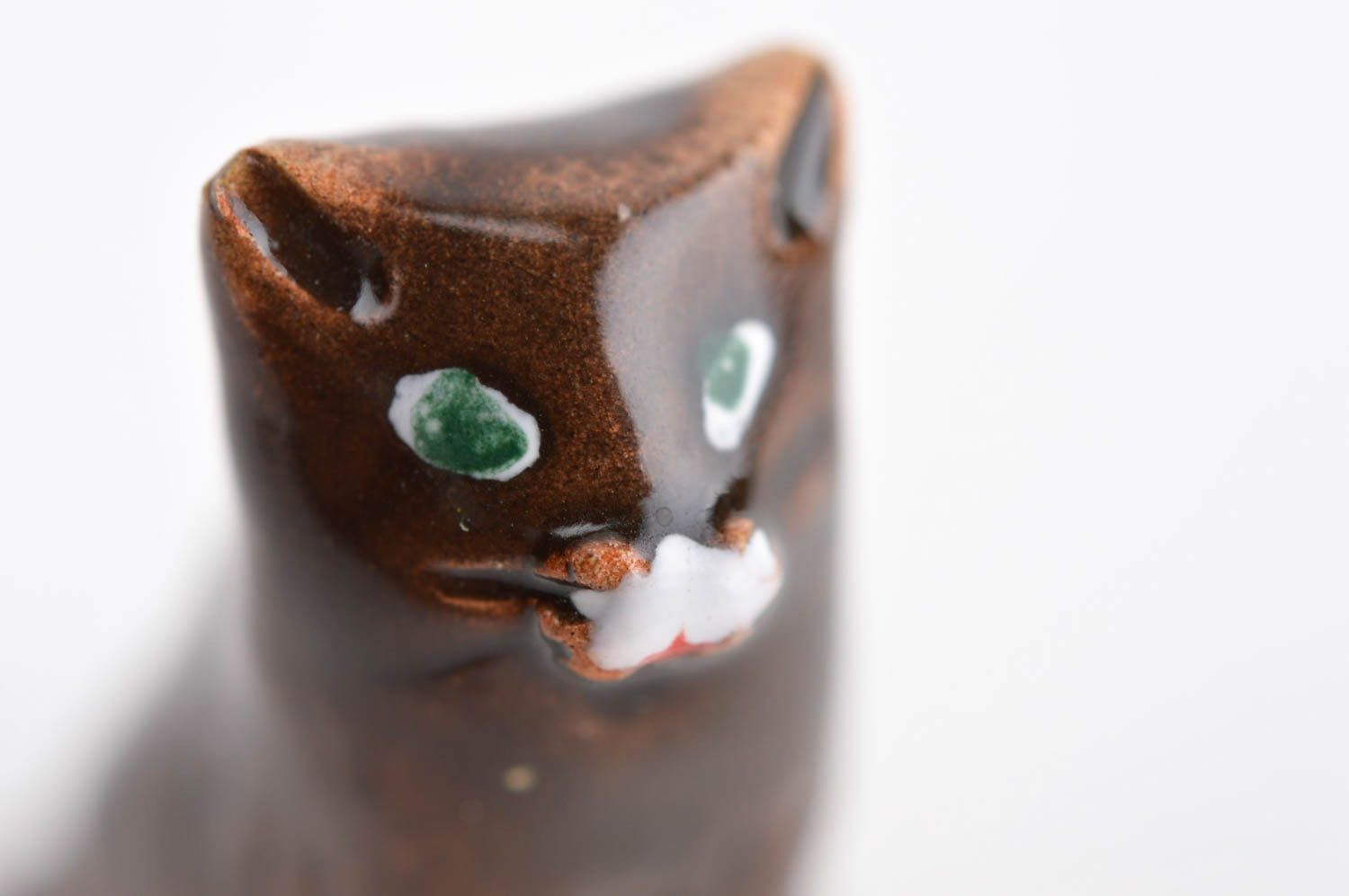 Figurine chat Statuette miniature fait main argile peinte marron Déco intérieur photo 1