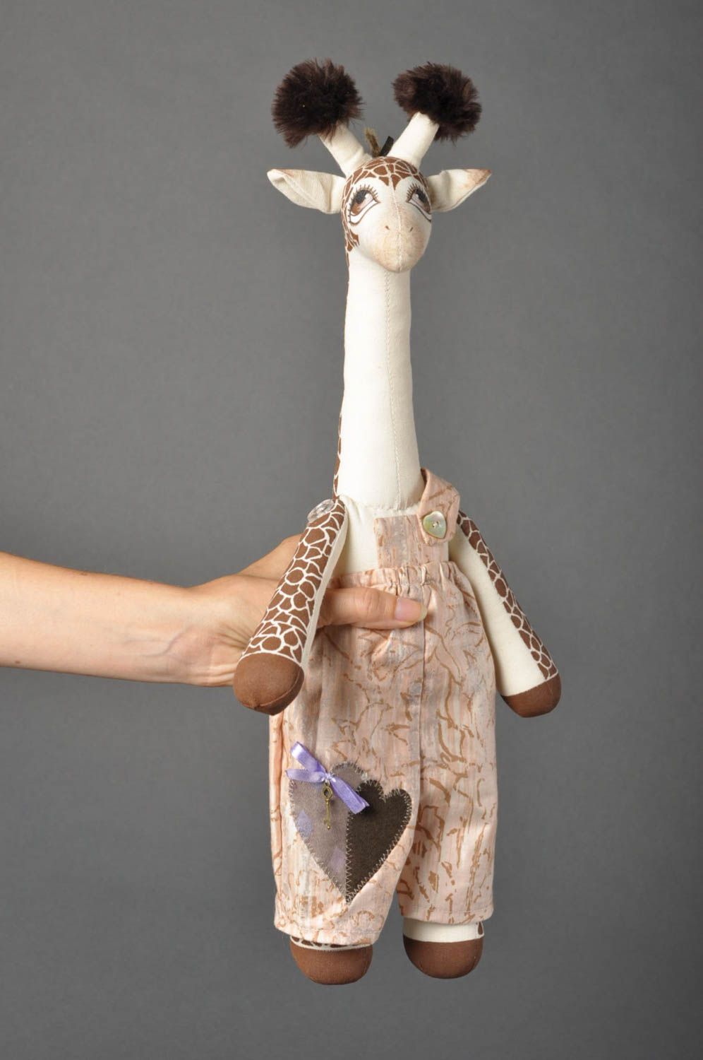 Jouet fait main Peluche en tissu de coton Girafe avec peinture Cadeau original photo 3