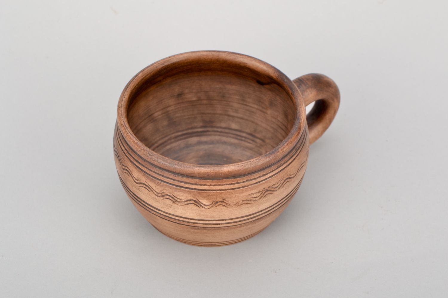 Handgemachte Tasse aus Keramik foto 4