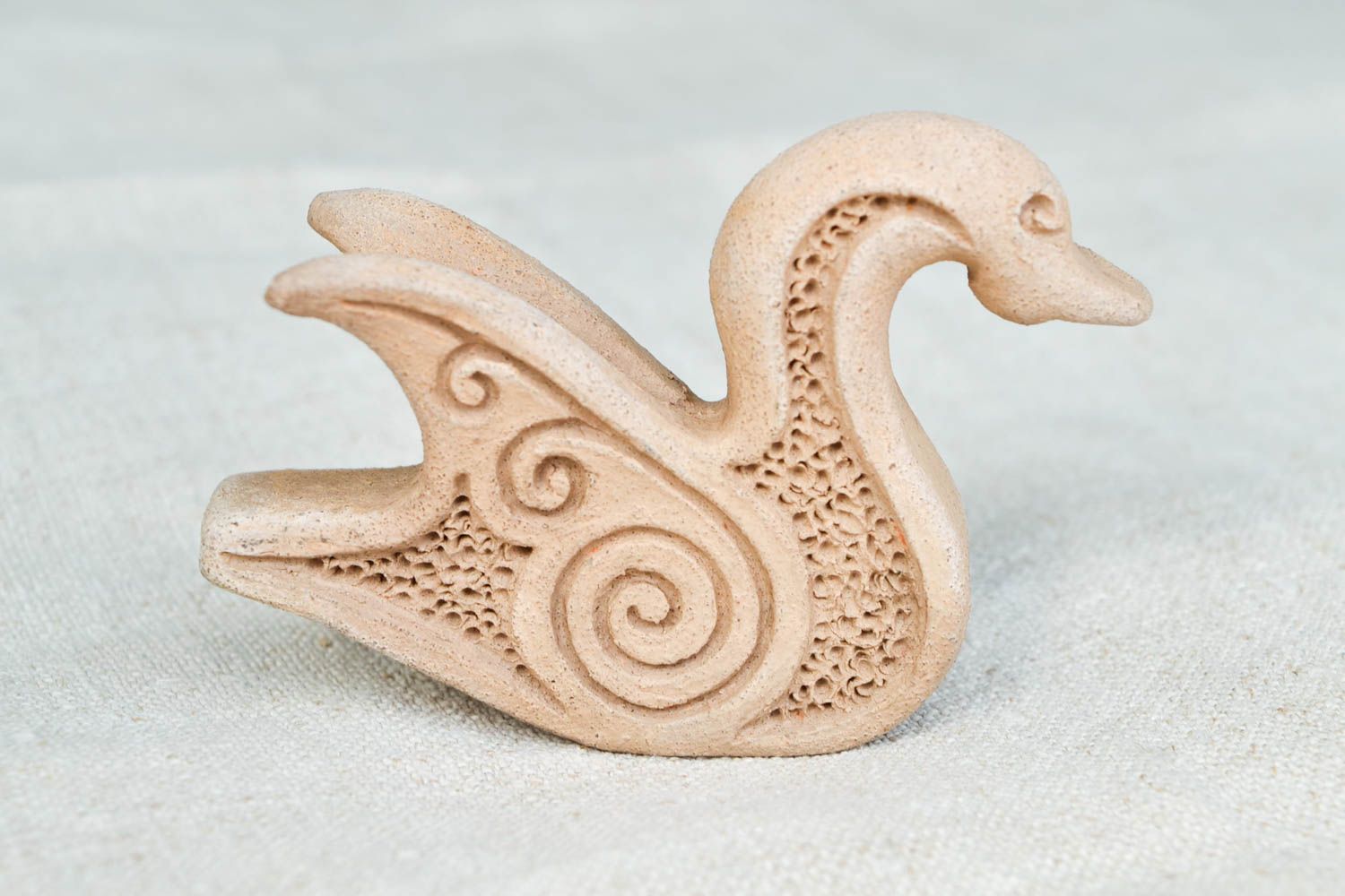 Свистулька из глины ручной работы керамическая свистулька птица глиняная игрушка фото 3