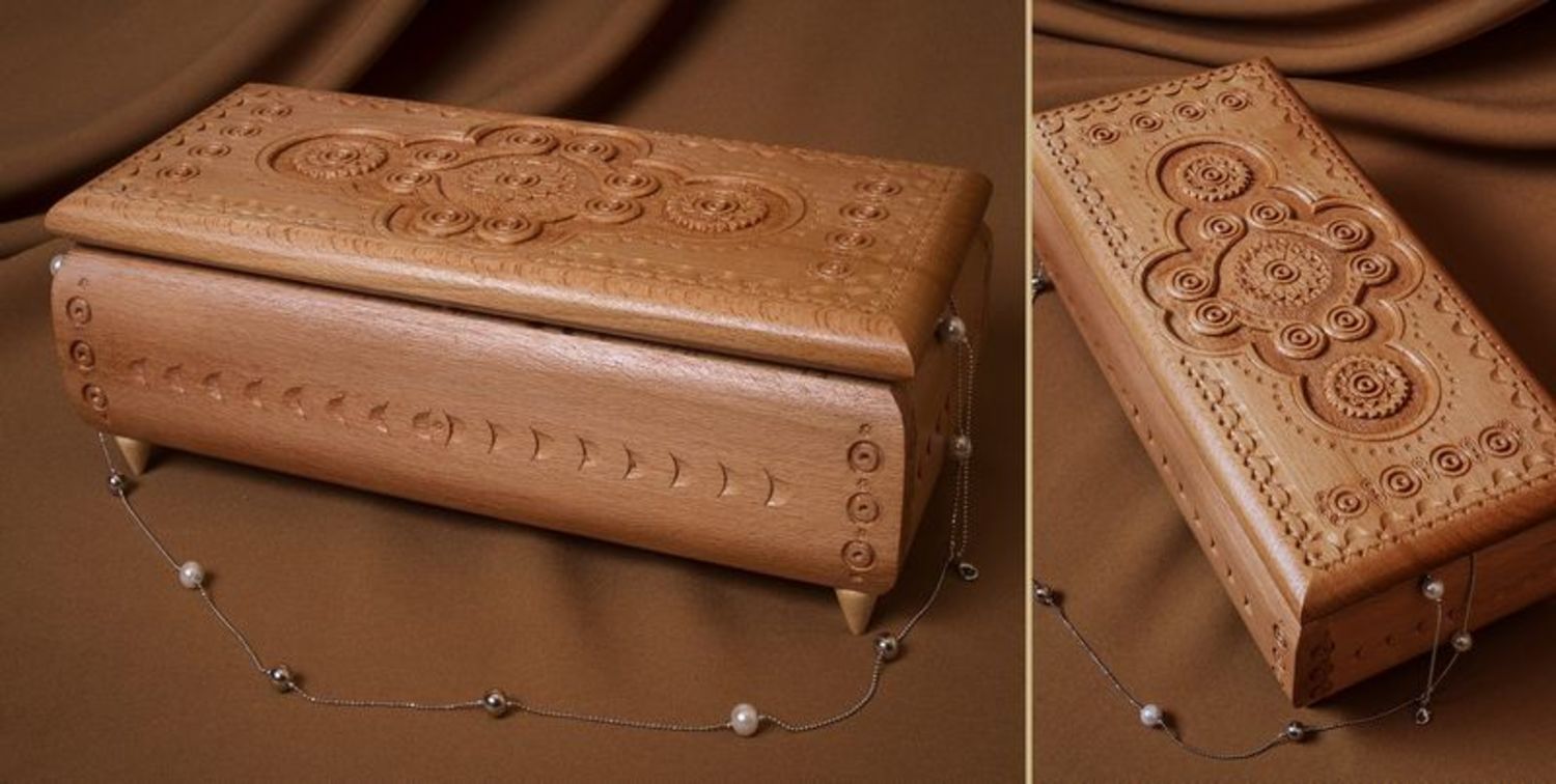 Wooden carved box photo 1