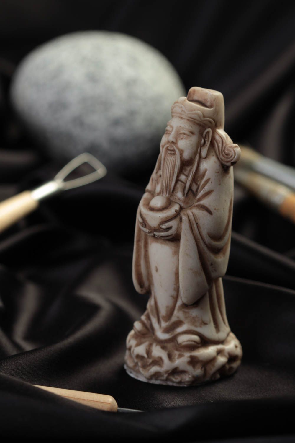 Статуэтка из полимерной смолы авторский сувенир ручной работы Старец Фу Син фото 1