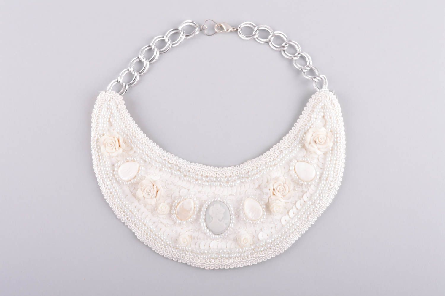 Collier en perles de rocaille Bijou fait main chaînette Accessoire femme design photo 2